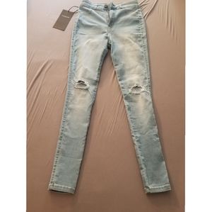 WOMENS VINTAGE BLUE FITJEANS SMALL